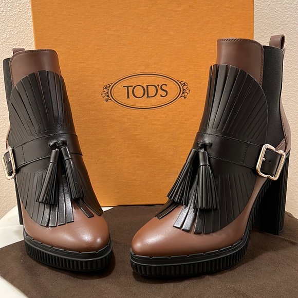 Tod's Gomma T115 64A Tron Ghetta Bootie - Picture 3 of 16
